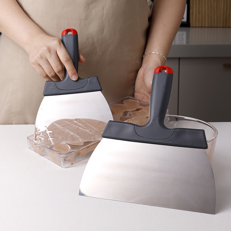 Grattoir à pâte en acier inoxy - Kitchen Gadgets Must Have avis et prix