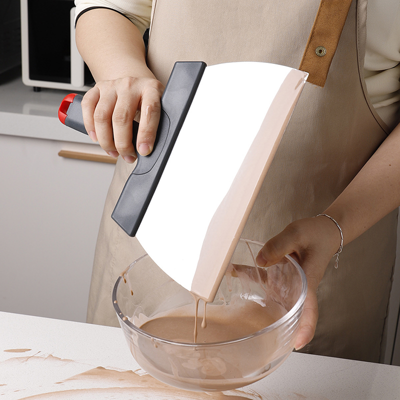 Grattoir à pâte en acier inoxy - Kitchen Gadgets Must Have avis et prix